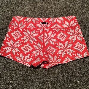 WodBottom Sweater Weather Shorts Large